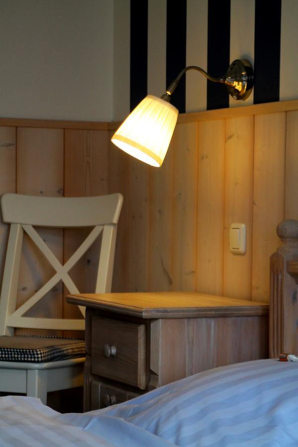 Karstens Gasthof Nordhastedt Dış mekan fotoğraf