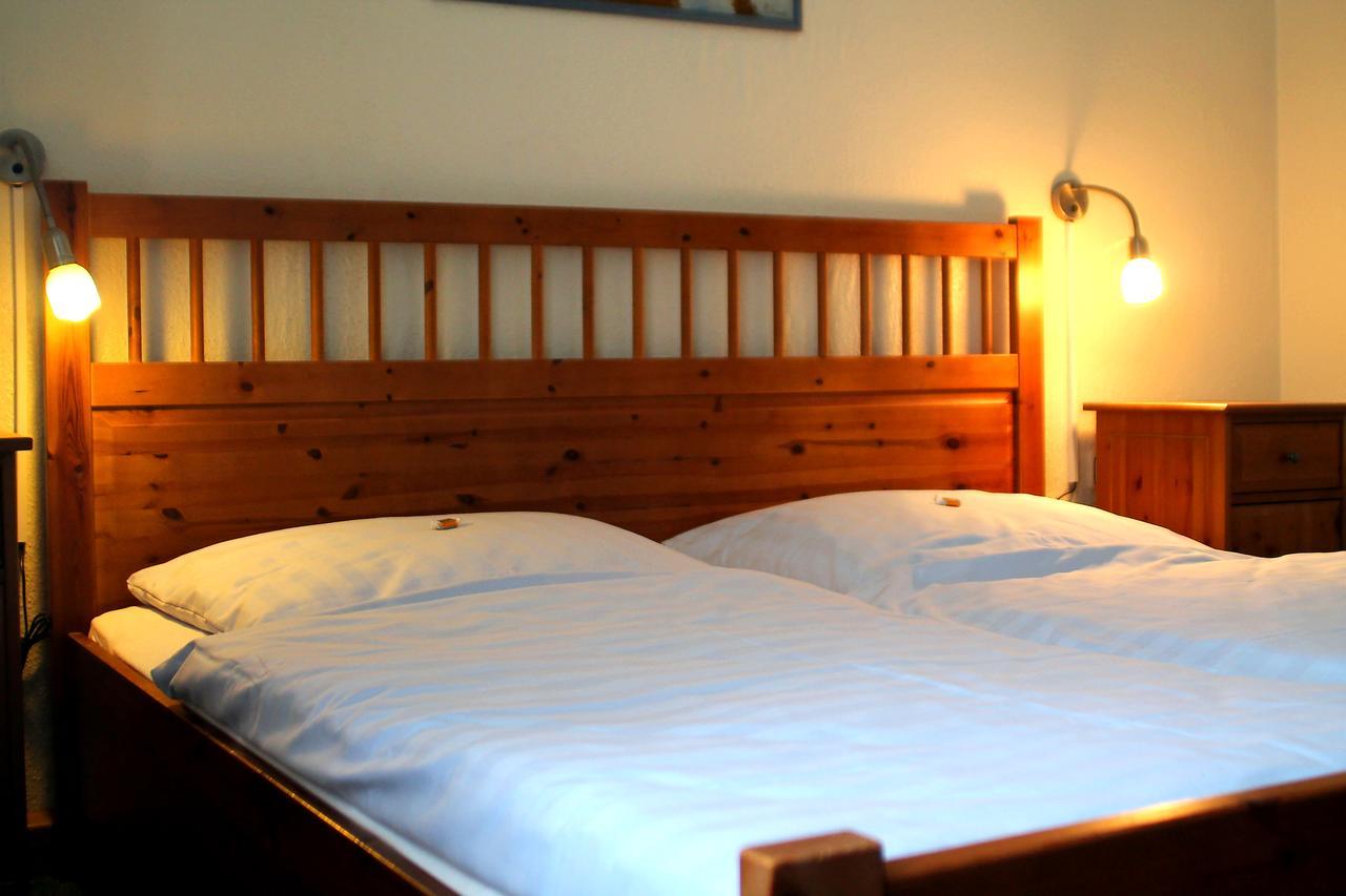 Karstens Gasthof Nordhastedt Dış mekan fotoğraf