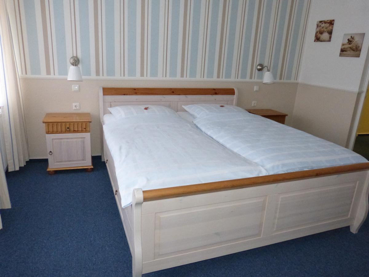 Karstens Gasthof Nordhastedt Dış mekan fotoğraf